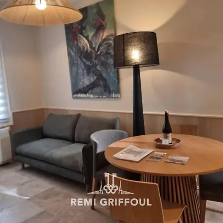 La Maison D'etienne Renovated In 2025! Center 4 Guests